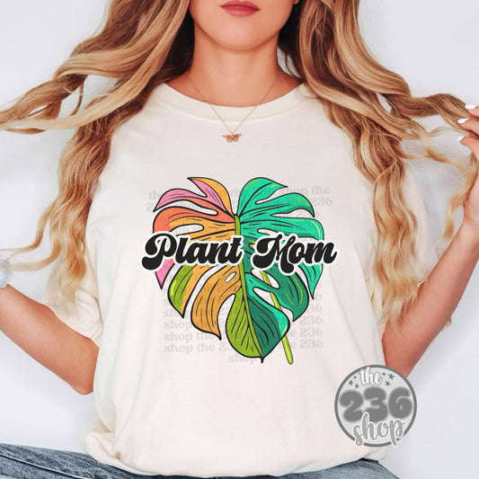 Plant Mom Leafy Tshirt