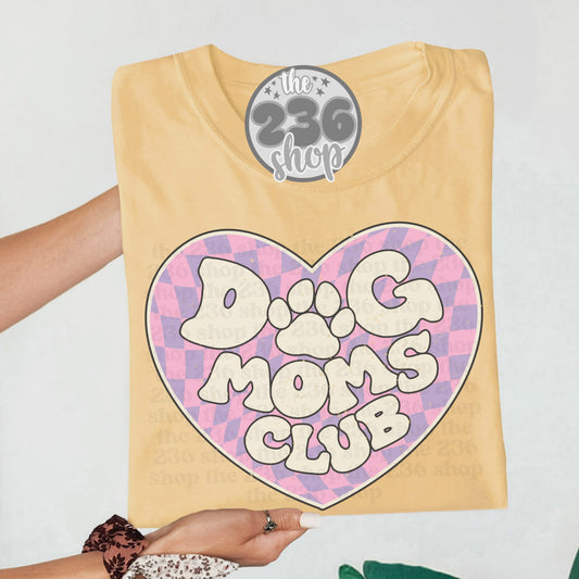 Checkered Dog Moms Club Tshirt